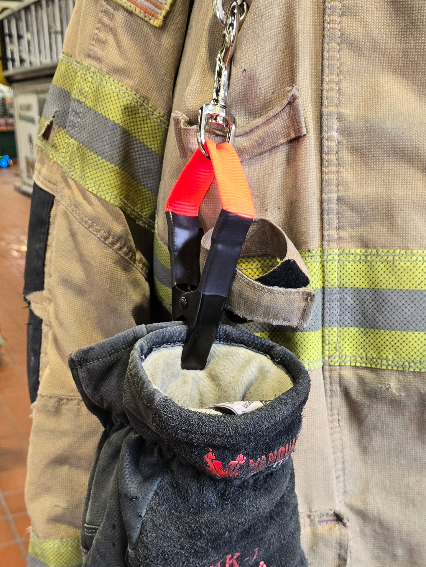 Glove Clamp - Improved Design